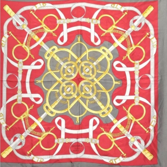 Hermes Accessories - Authentic HERMES Carre 90 Scarf "Eperon d'Or" Silk Gray 4779B
